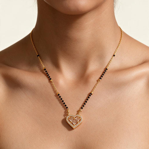 Woman wearing the necklace at the collarbone