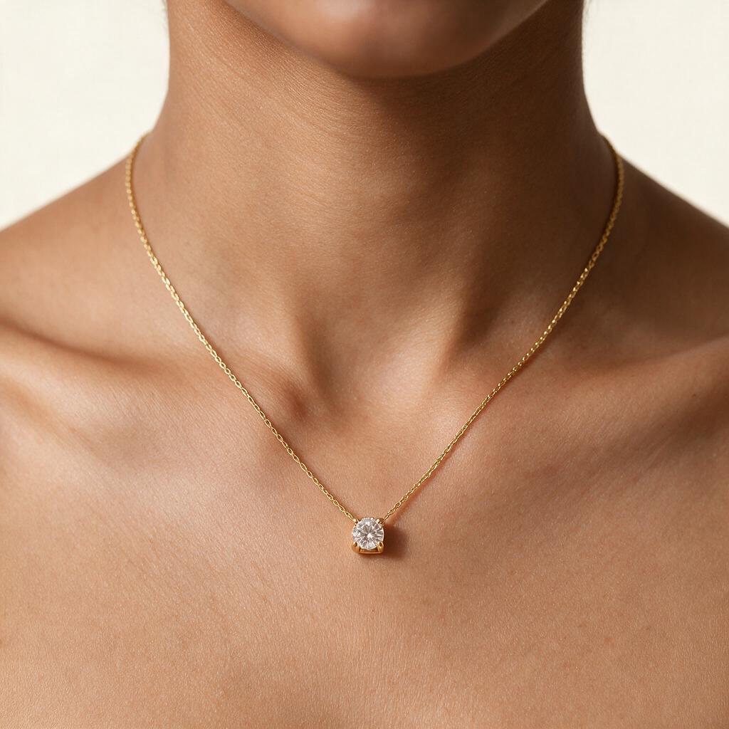 Woman wearing the necklace at the collarbone
