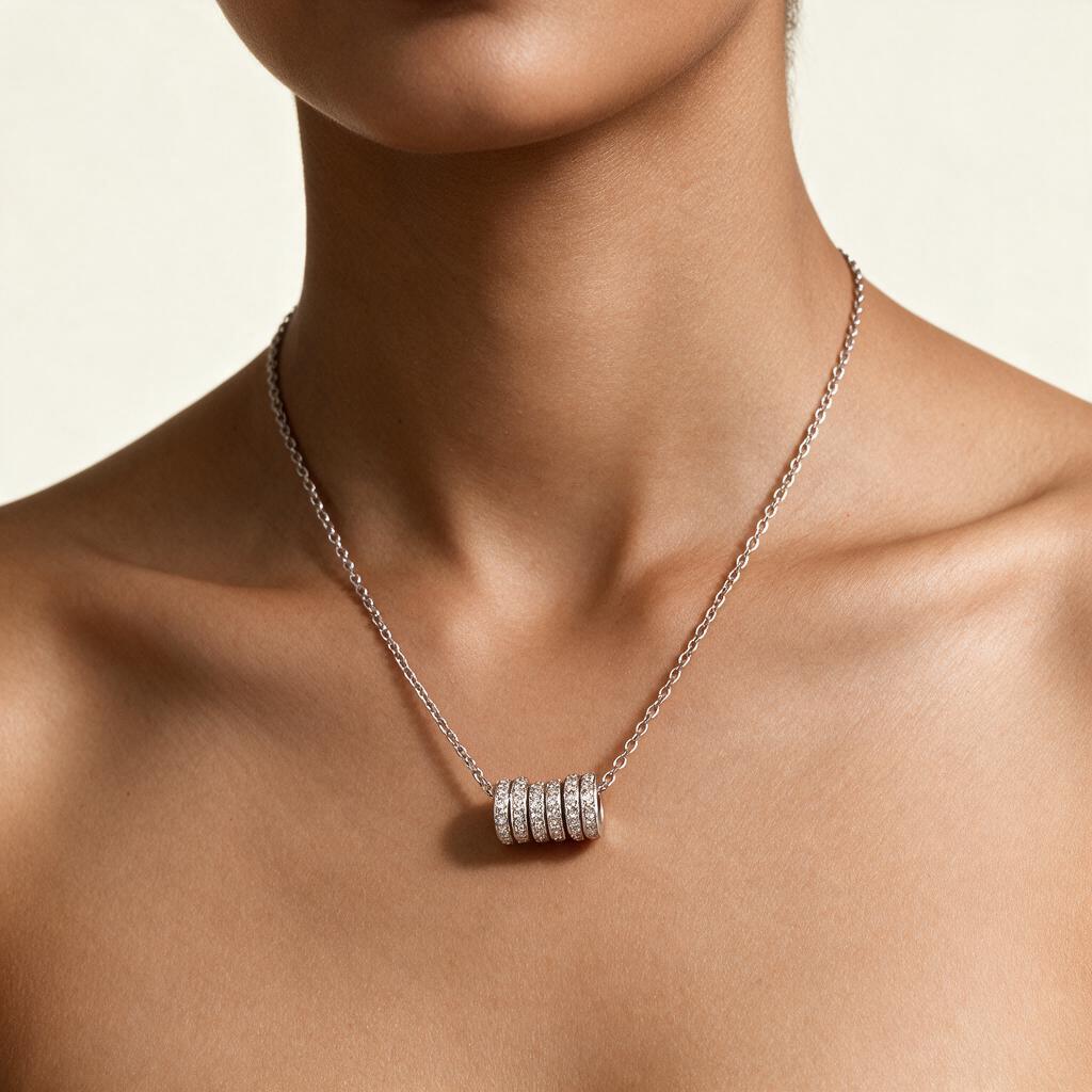 Woman wearing the necklace at the collarbone