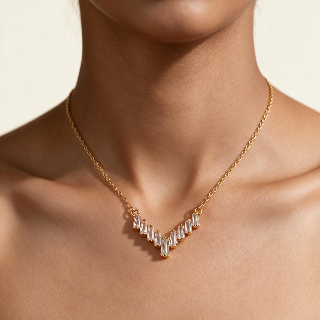 Woman wearing the necklace at the collarbone